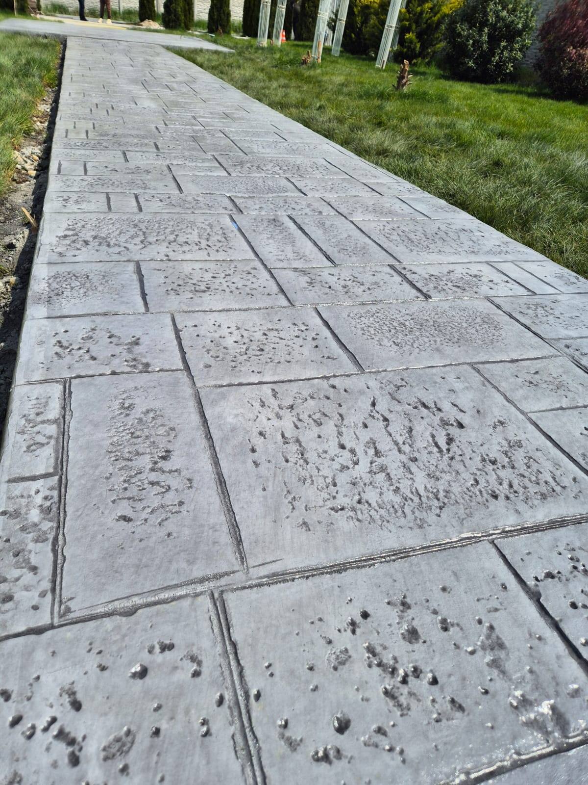 Lucrare beton amprentat